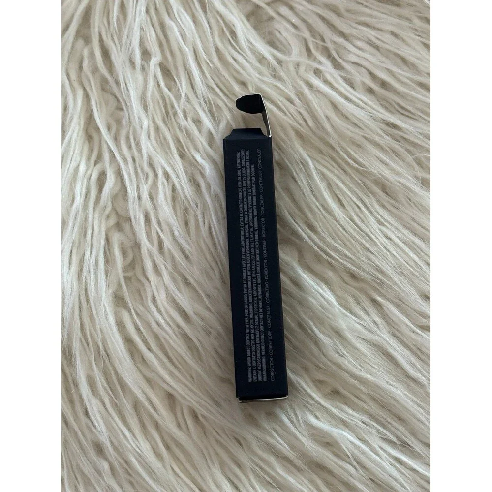 laura mercier